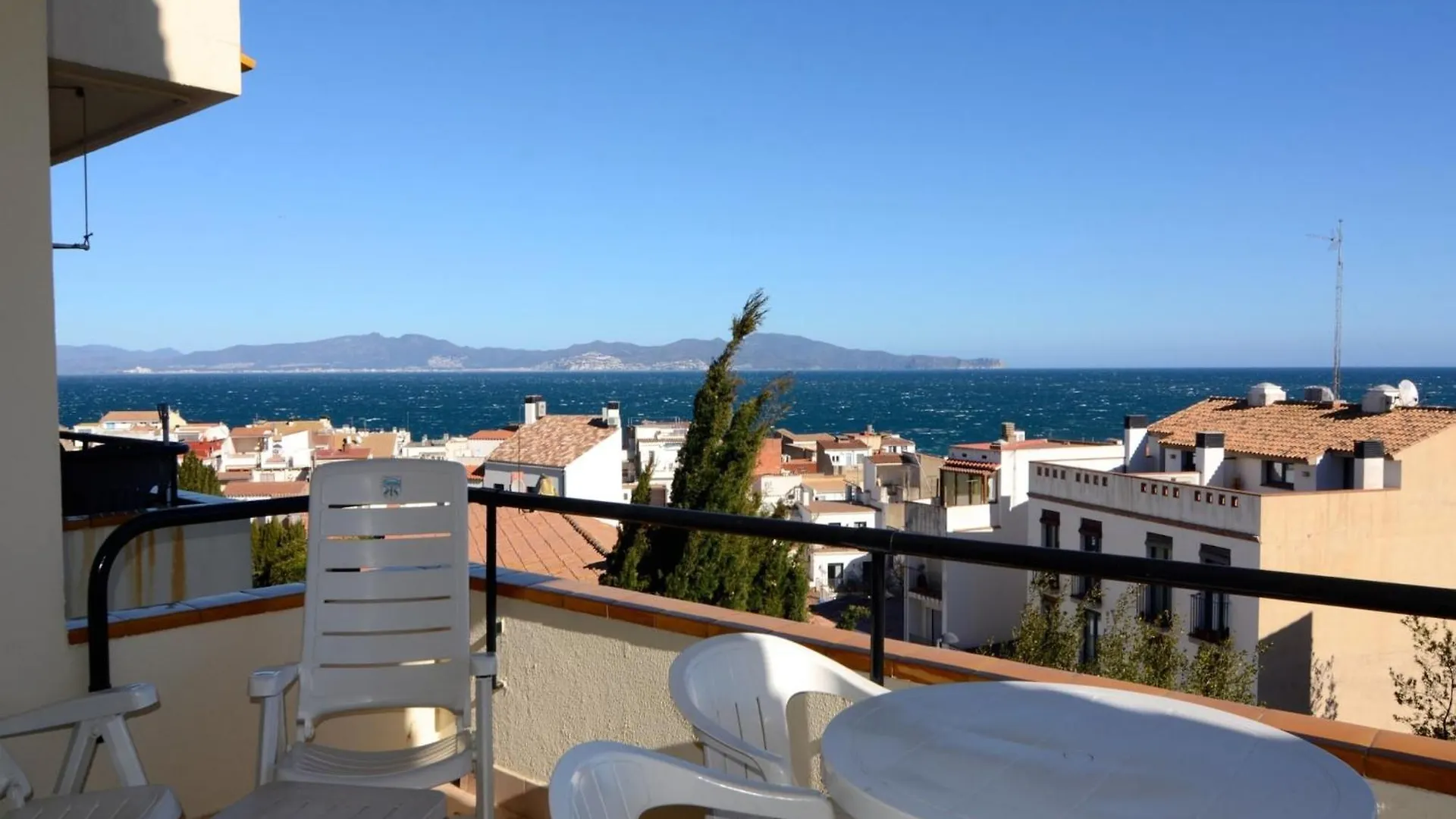 Puig Padro 4 1-1 Apartment L'Escala